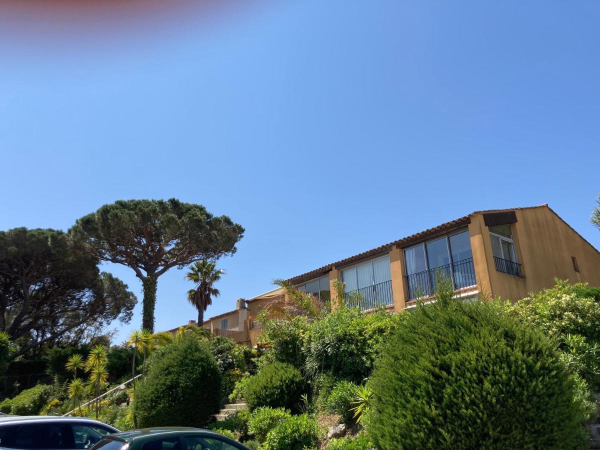 Appartement Vue Mer Golfe De Saint-Tropez Cogolin Luaran gambar