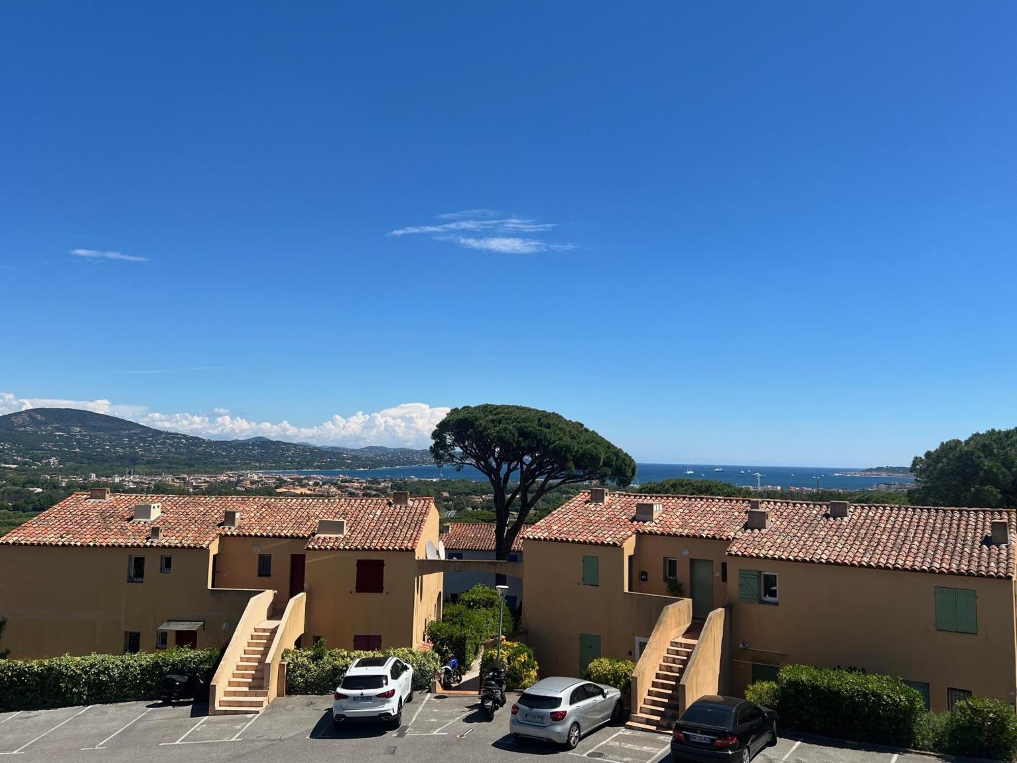 Appartement Vue Mer Golfe De Saint-Tropez Cogolin Luaran gambar