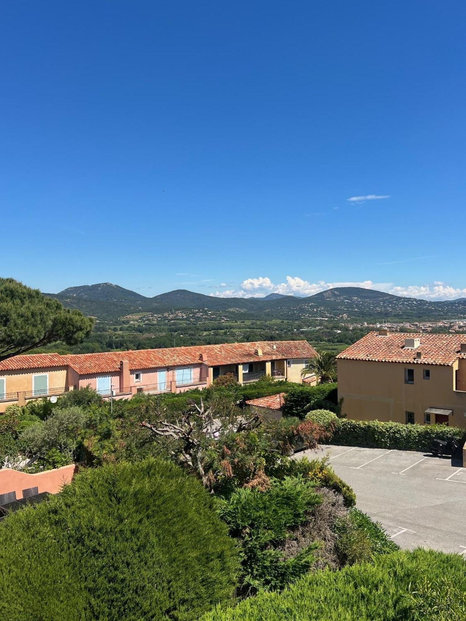 Appartement Vue Mer Golfe De Saint-Tropez Cogolin Luaran gambar